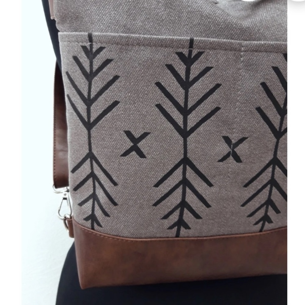 Diahobag NWT - Picture 2 of 12